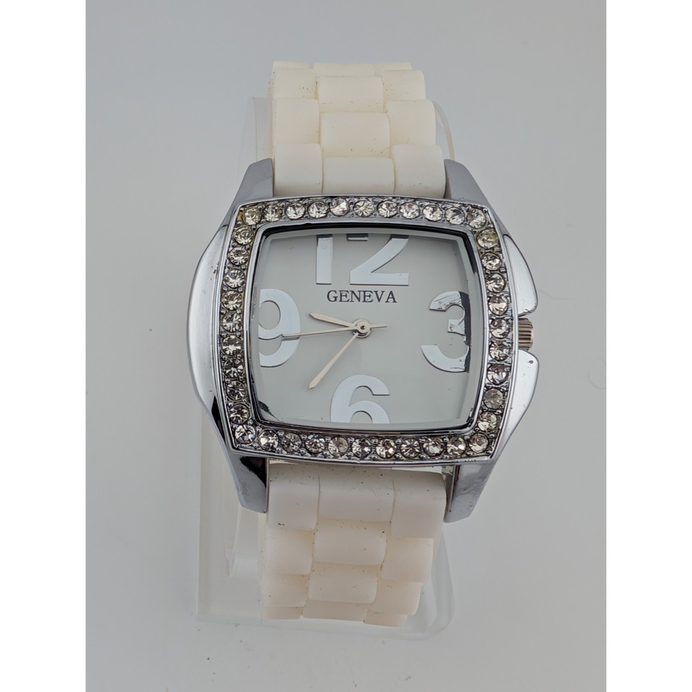 Geneva Watch Women 40mm Case Rhinestone Bezel White Silicone Band- New‎ Battery